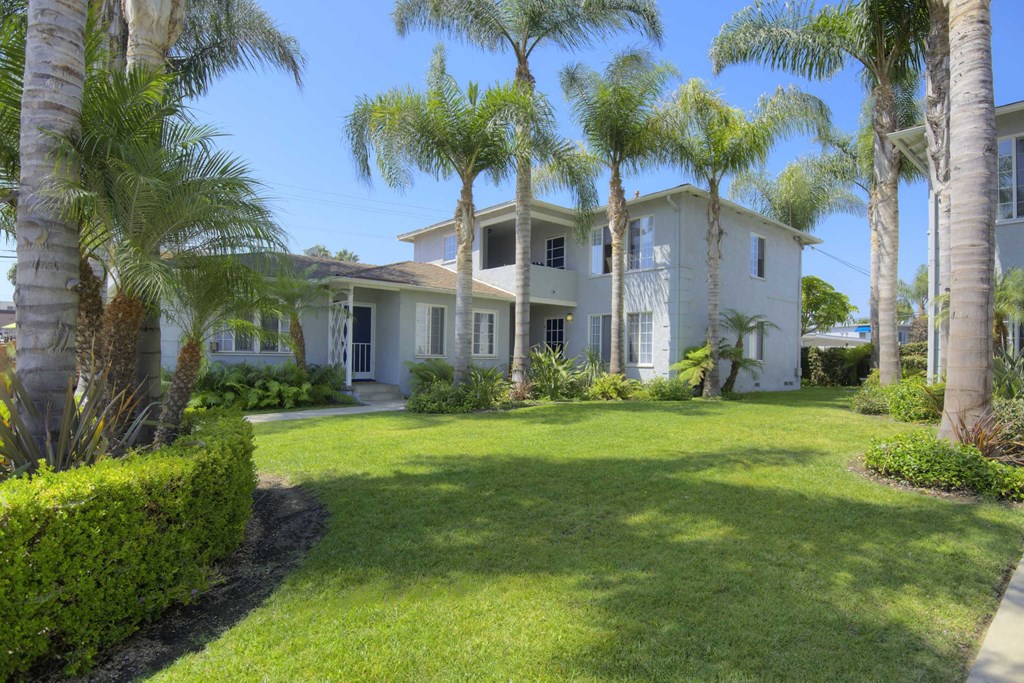 Marina Apartments & Boat Slips, 5440 E. Sorrento, Long Beach, CA RentCafe